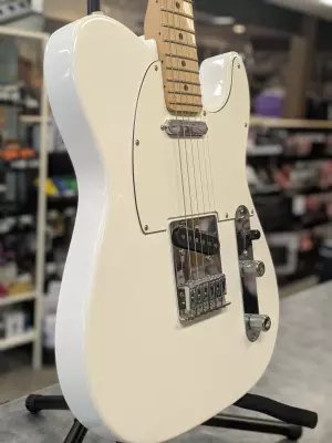 Fender - 014-5212-515 2